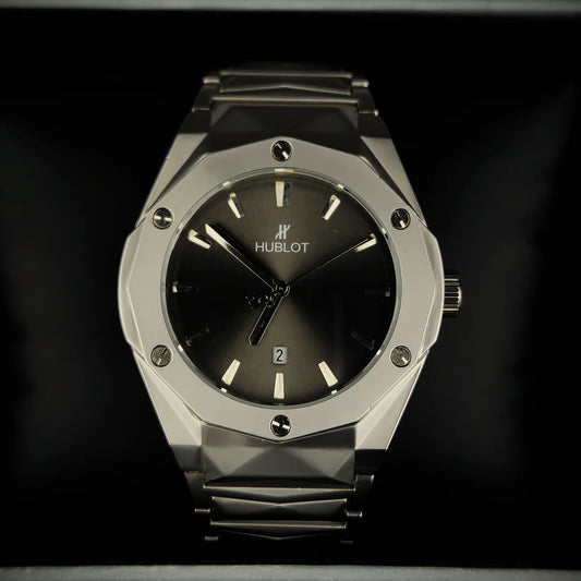 Luxury Diamond Cut Skeleton Men's Watch with Stainless Steel Chain